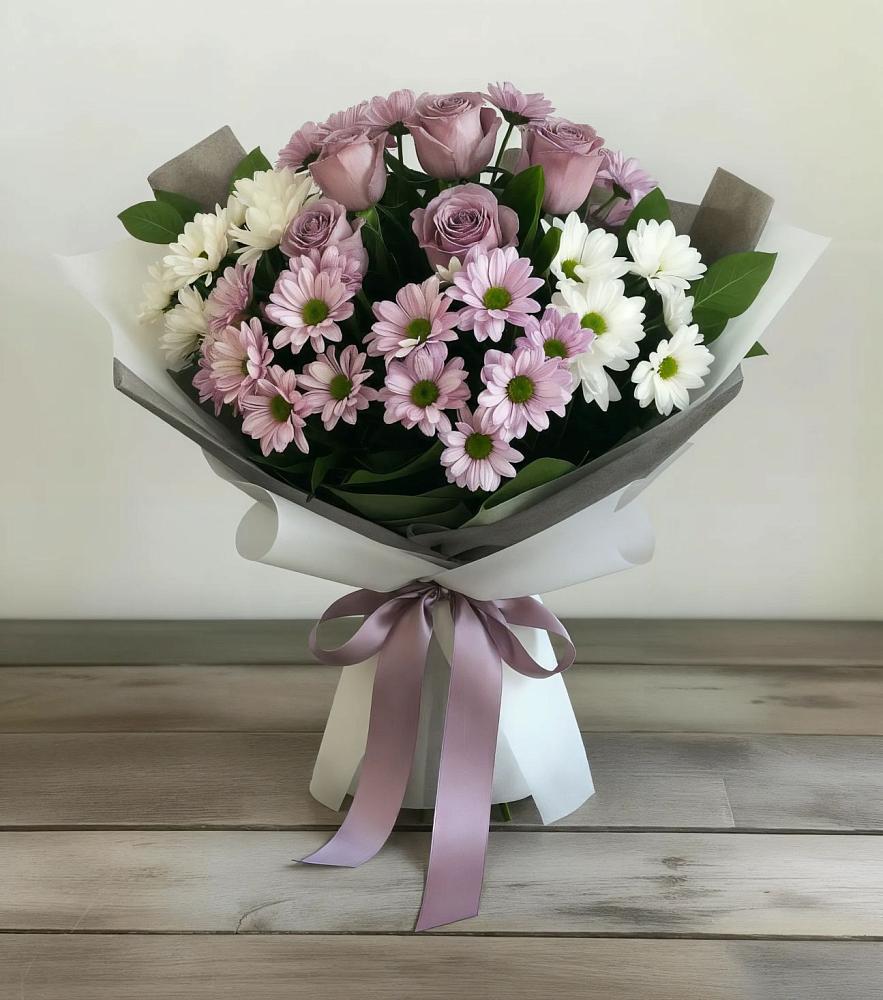 Букет цветов из: Хризантемы и Розы в Майне