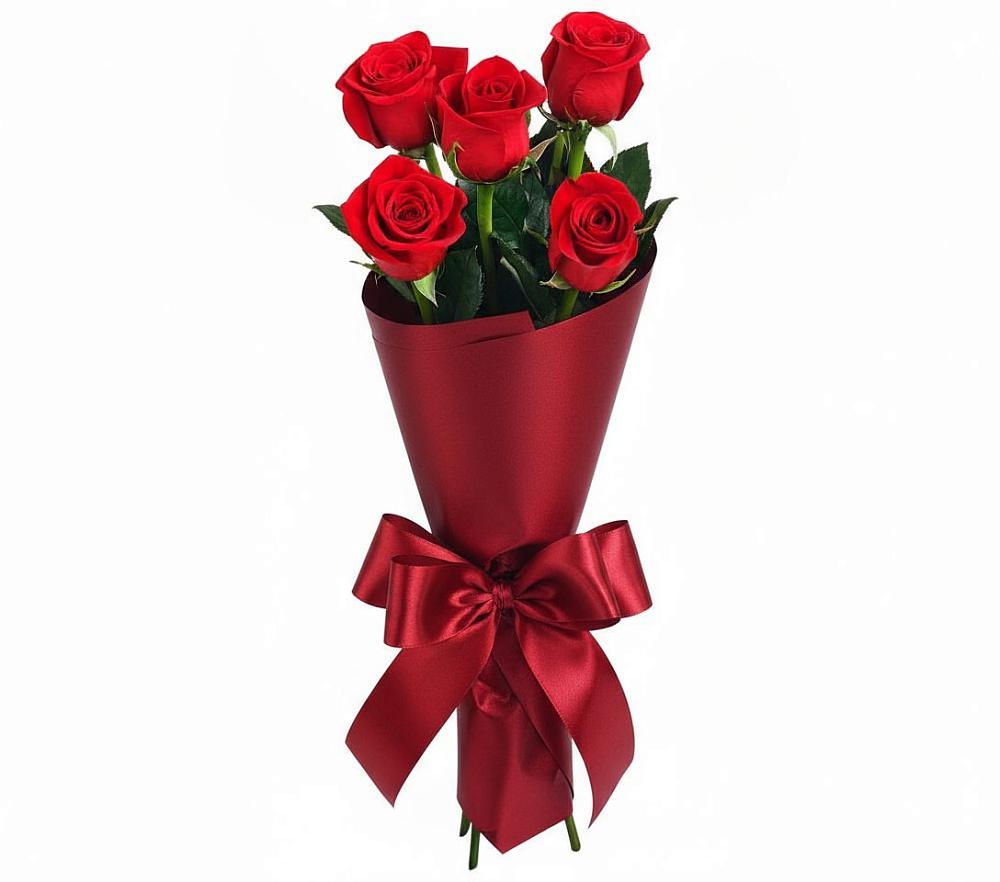 Букет 5 Красных роз Эдлесс Лав в Майне