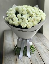 Букет 35 Белых роз в Майне