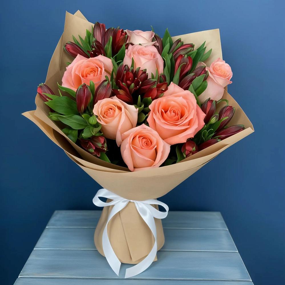 Букет цветов из: Розы и Альстромерии в Майне