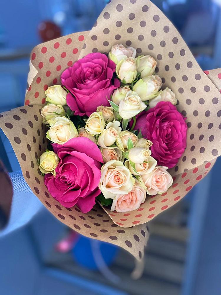 Букет цветов из: Розы в Майне