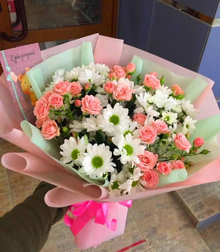 Букет цветов из: Розы и Хризантемы в Майне