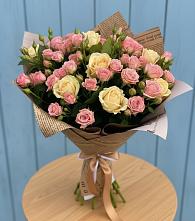 Букет цветов из:  Розы в Майне