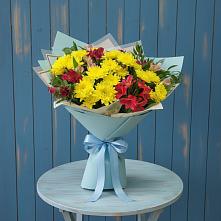 Букет цветов из:  Альстромерии и Хризантемы в Майне